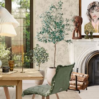 #classic #floraldesign #cozyhome #designgames #floralhaven